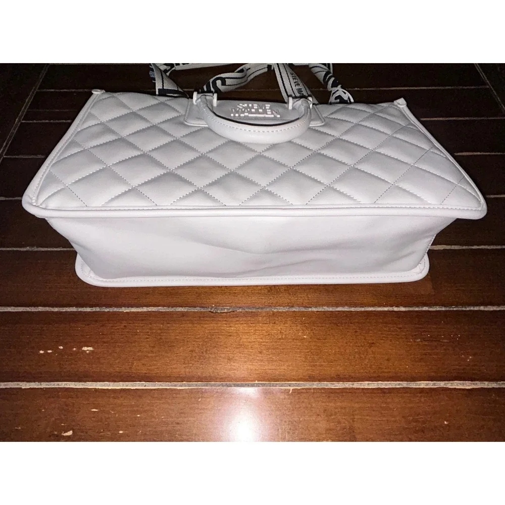 Steve Madden White Quilted Satchel Bag Top Handle‎ Shoulder Strap Purse